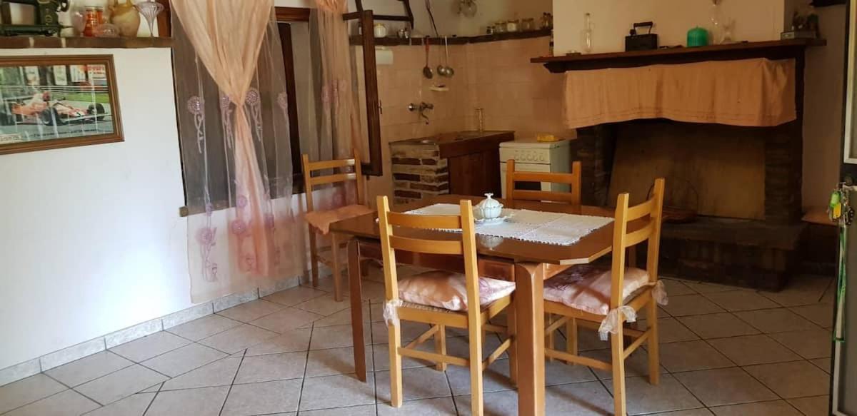 Bilocale Santa Maria Il Palazzone Ngoại thất bức ảnh